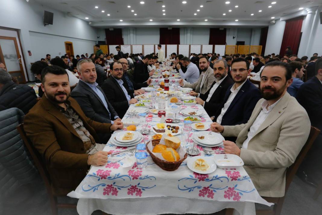 Genç MÜSİAD’da iftar bereketi 1